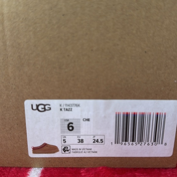 BRAND NEW K TAZZ SIZE 6 KIDS - Picture 2 of 2